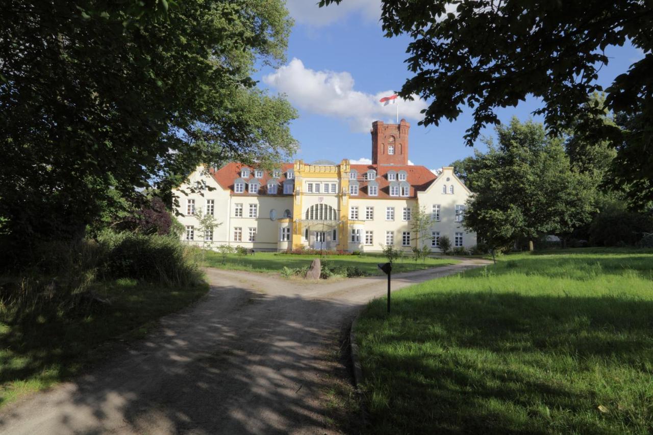 Schloss Lelkendorf, Fewo Gross Gievitz Exterior foto